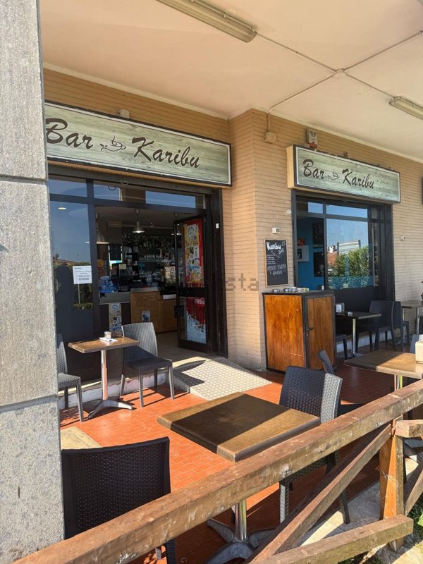 negozio in affitto a Ladispoli in zona Marina di San Nicola