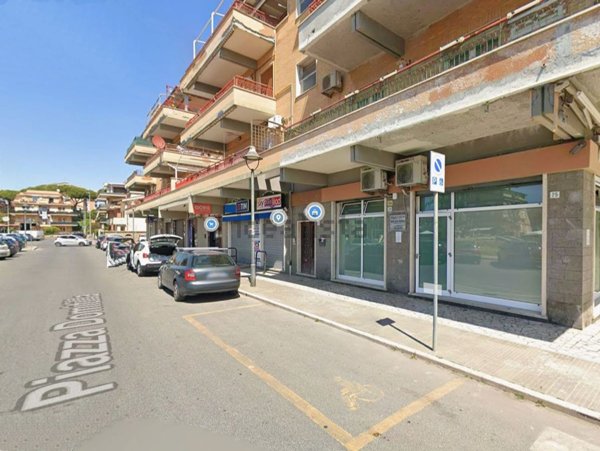negozio in affitto a Ladispoli