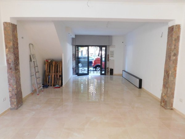 locale commerciale in affitto a Ladispoli