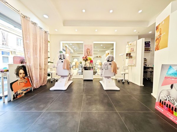 negozio in affitto a Ladispoli