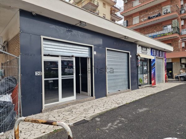 locale commerciale in affitto a Ladispoli