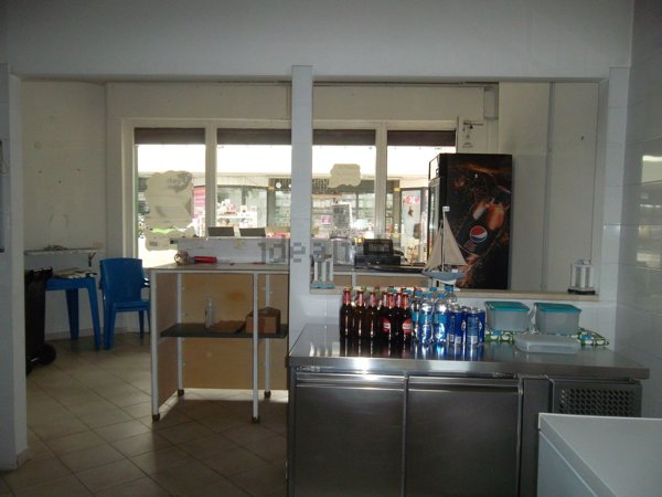 locale commerciale in affitto a Ladispoli