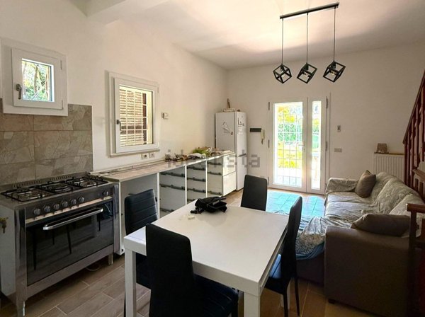 casa indipendente in affitto a Ladispoli in zona Marina di San Nicola