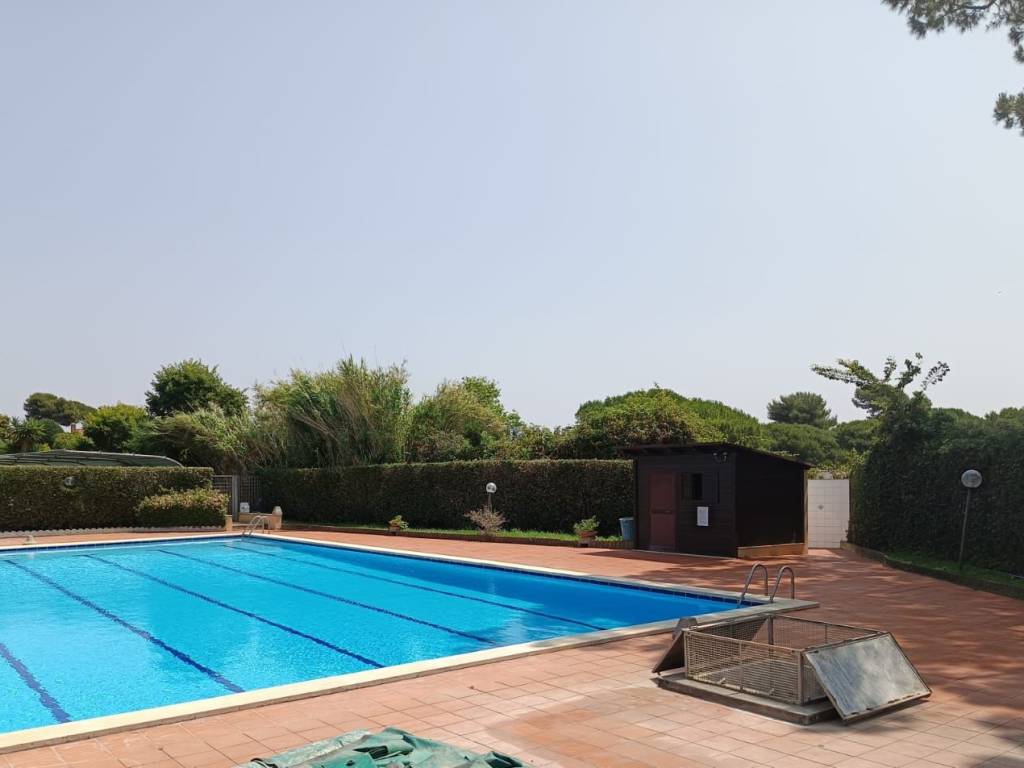 casa indipendente in affitto a Ladispoli in zona Marina di San Nicola