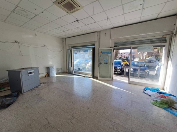 negozio in affitto a Ladispoli