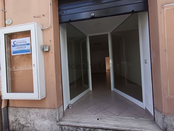 locale commerciale in affitto a Ladispoli