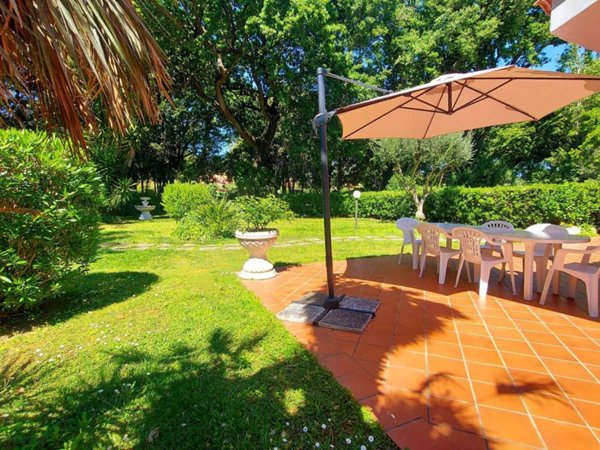 casa indipendente in affitto a Ladispoli in zona Marina di San Nicola