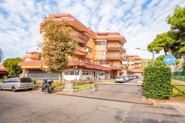 appartamento in affitto a Ladispoli in zona Marina di San Nicola