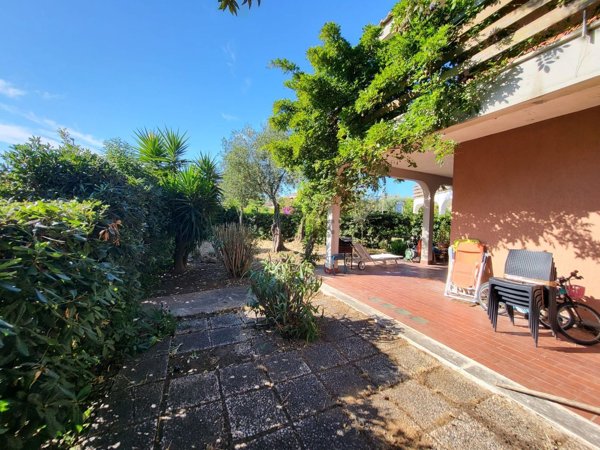 appartamento in affitto a Ladispoli in zona Marina di San Nicola