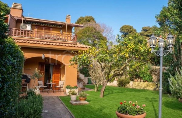 casa indipendente in affitto a Ladispoli in zona Marina di San Nicola