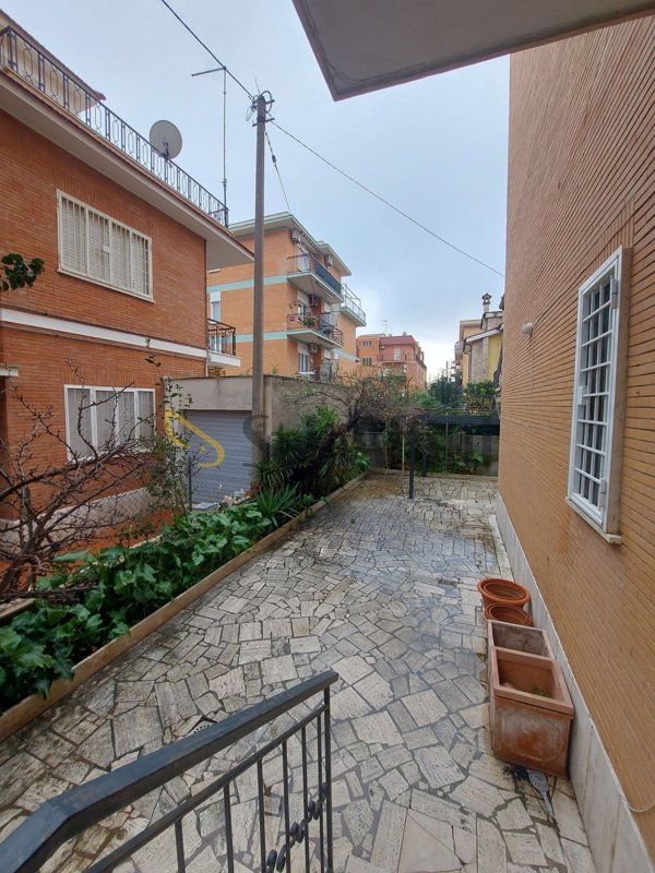 appartamento in affitto a Ladispoli