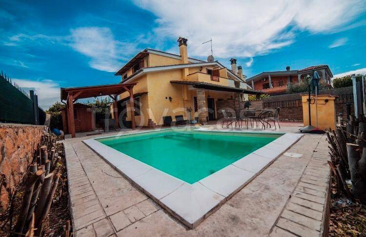 casa indipendente in affitto a Ladispoli