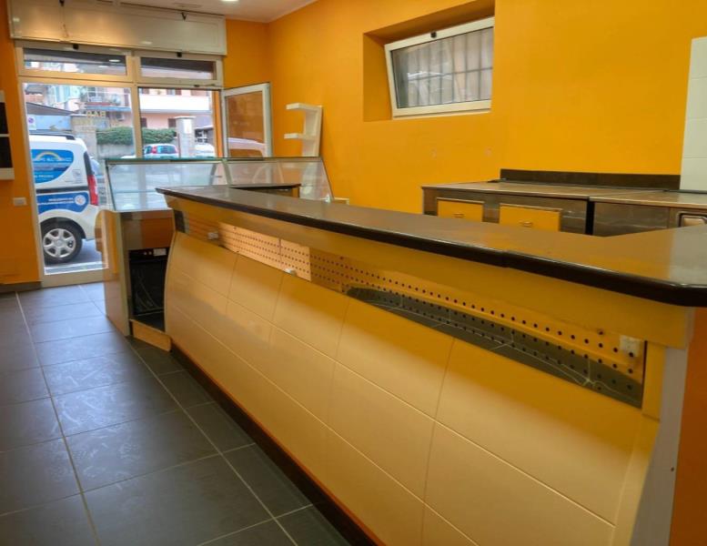 locale commerciale in affitto a Ladispoli