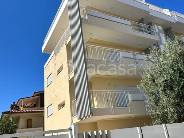appartamento in affitto a Ladispoli