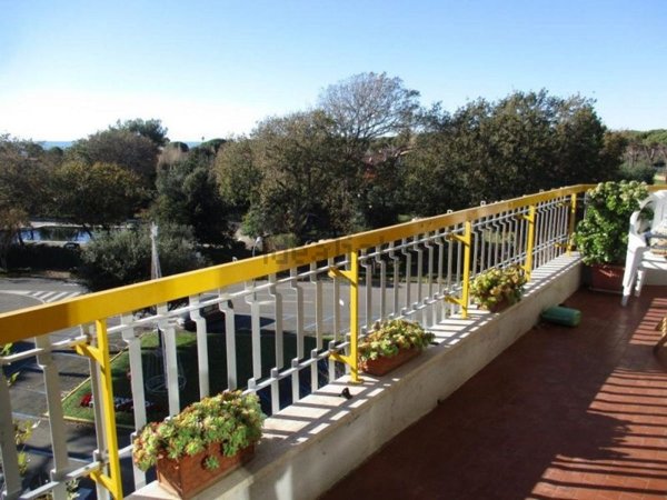 appartamento in affitto a Ladispoli in zona Marina di San Nicola