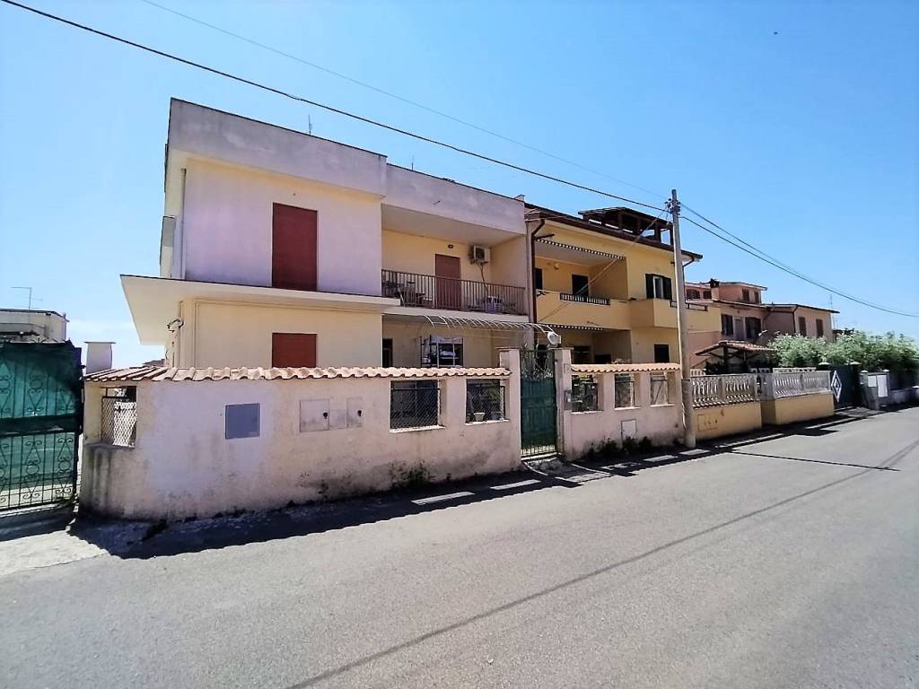 appartamento in affitto ad Ardea in zona Castagnetta
