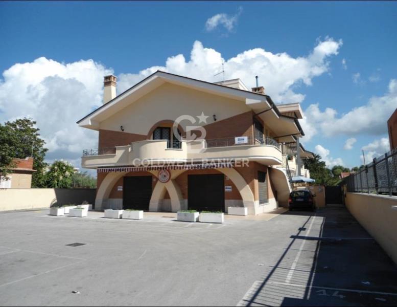 locale commerciale in affitto ad Ardea