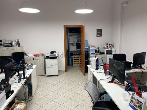 locale commerciale in affitto ad Ardea