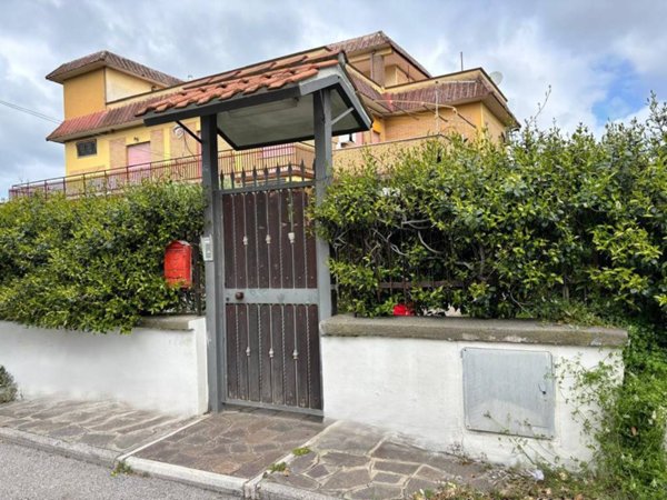 appartamento in affitto ad Ardea in zona Banditella
