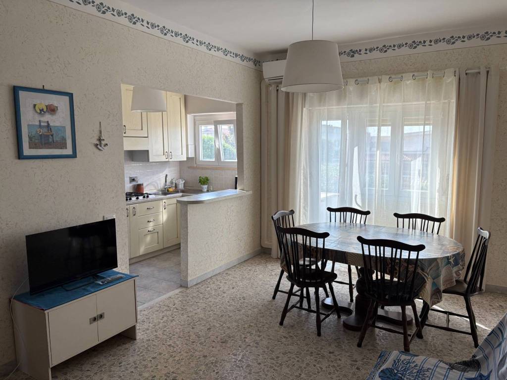 appartamento in affitto ad Ardea in zona Marina di Ardea