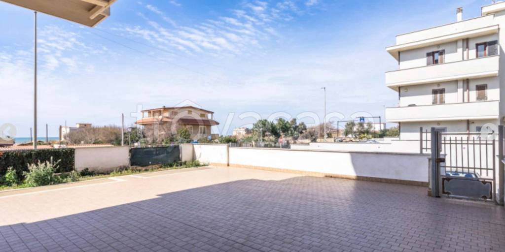 appartamento in affitto ad Ardea in zona Marina di Ardea