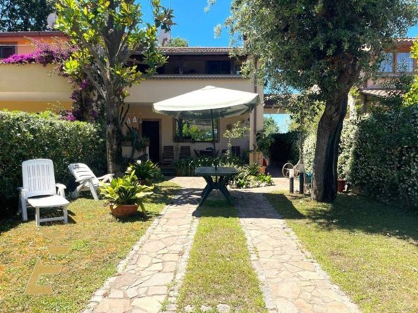 casa indipendente in affitto ad Ardea in zona Lido dei Pini
