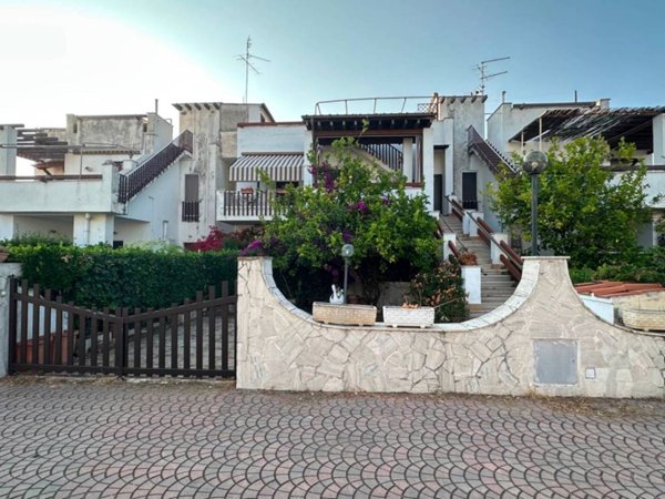 appartamento in affitto ad Ardea in zona Marina di Ardea
