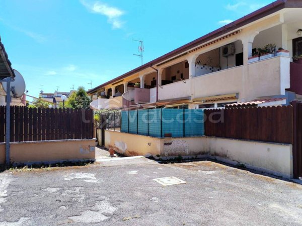 appartamento in affitto ad Ardea in zona Marina di Ardea