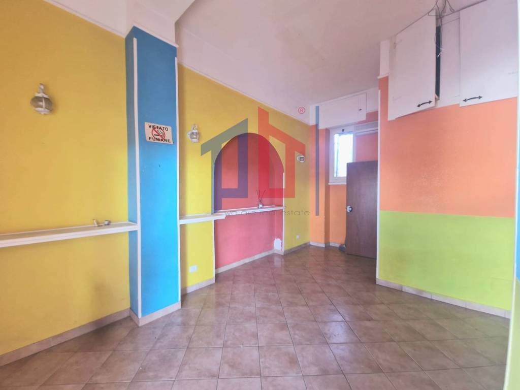 negozio in affitto ad Ardea in zona Nuova Florida