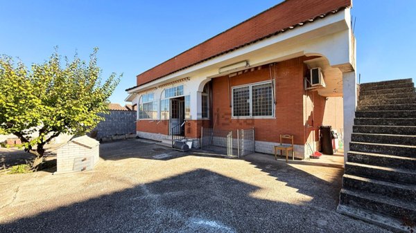 casa indipendente in affitto ad Ardea in zona Nuova Florida