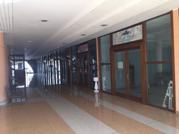 negozio in affitto ad Ardea