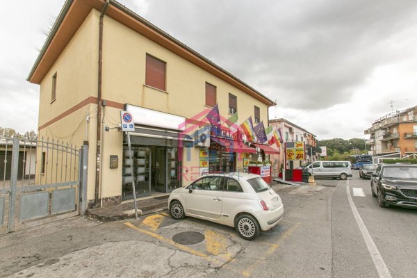 locale commerciale in affitto ad Ardea
