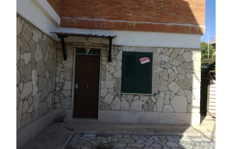 casa indipendente in affitto ad Ardea