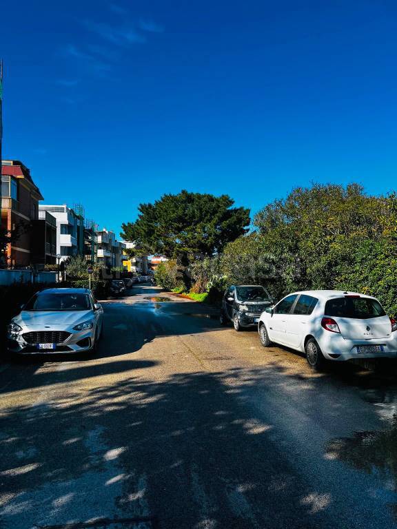 appartamento in affitto ad Ardea in zona Marina di Ardea