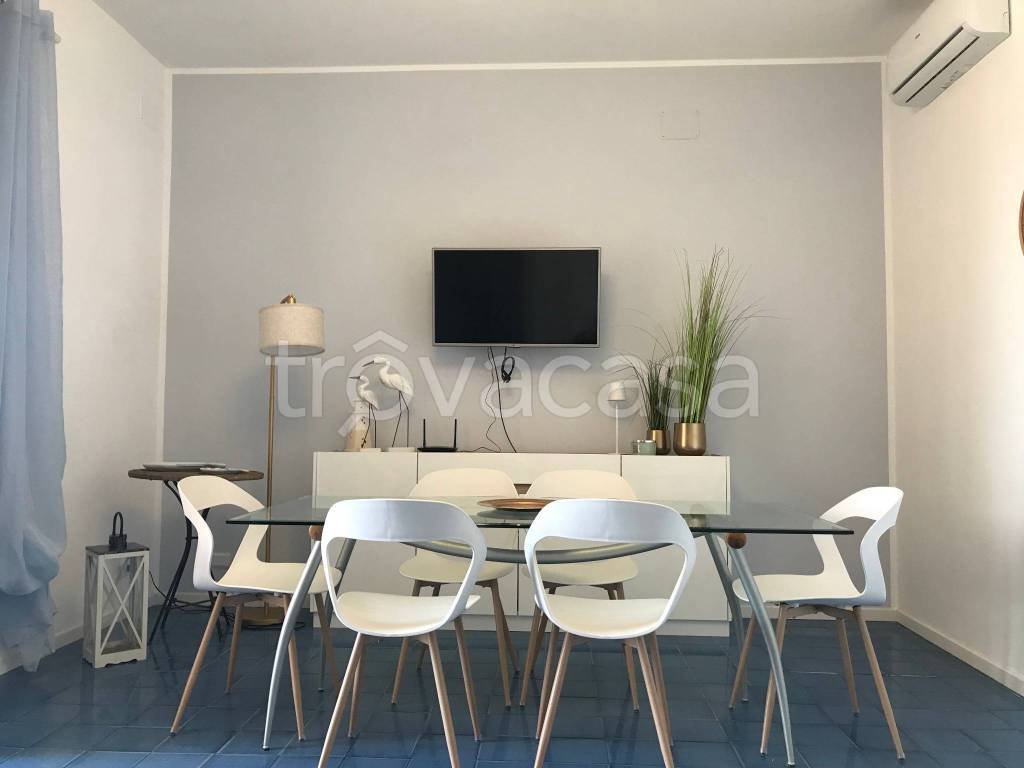 appartamento in affitto ad Ardea in zona Marina di Ardea