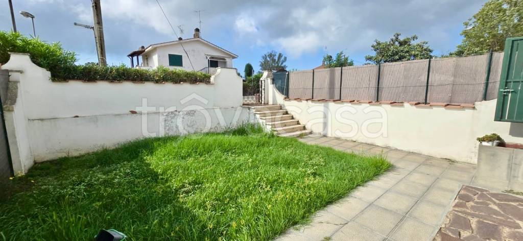 casa indipendente in affitto ad Ardea in zona Nuova California
