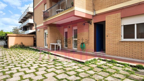 appartamento in affitto ad Ardea in zona Marina di Ardea