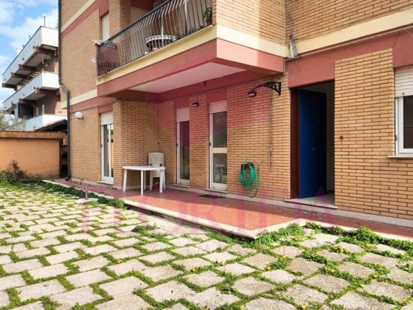 appartamento in affitto ad Ardea in zona Marina di Ardea