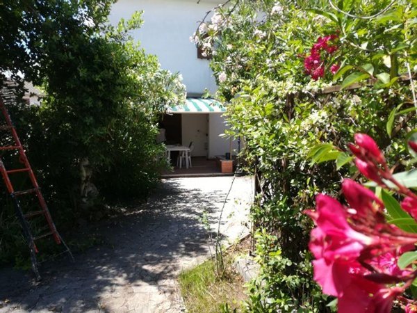 casa indipendente in affitto ad Ardea in zona Banditella