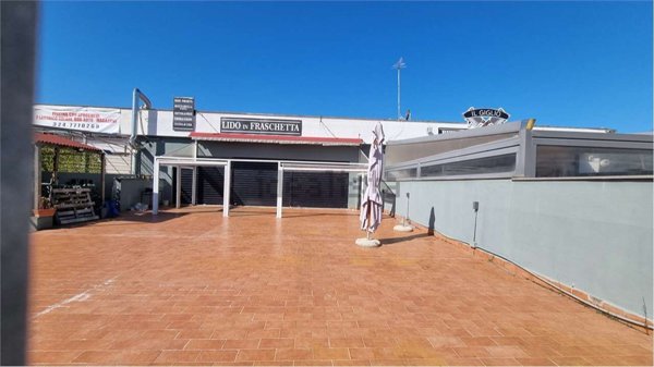 locale commerciale in affitto ad Ardea in zona Lido dei Pini