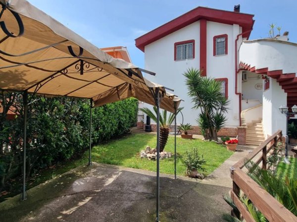 appartamento in affitto ad Ardea in zona Marina di Ardea