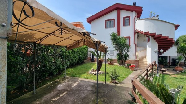appartamento in affitto ad Ardea in zona Marina di Ardea
