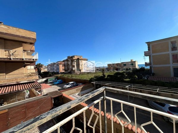 appartamento in affitto ad Ardea in zona Marina di Ardea