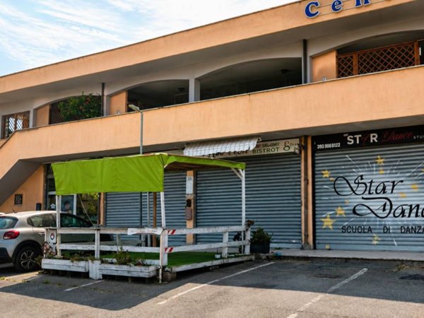 negozio in affitto ad Ardea in zona Nuova Florida