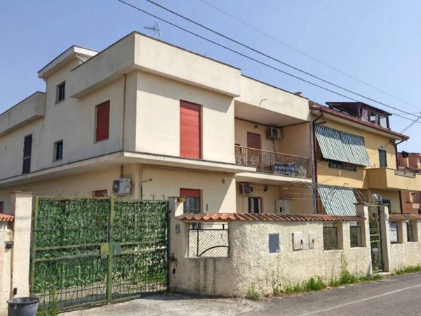appartamento in affitto ad Ardea in zona Castagnetta