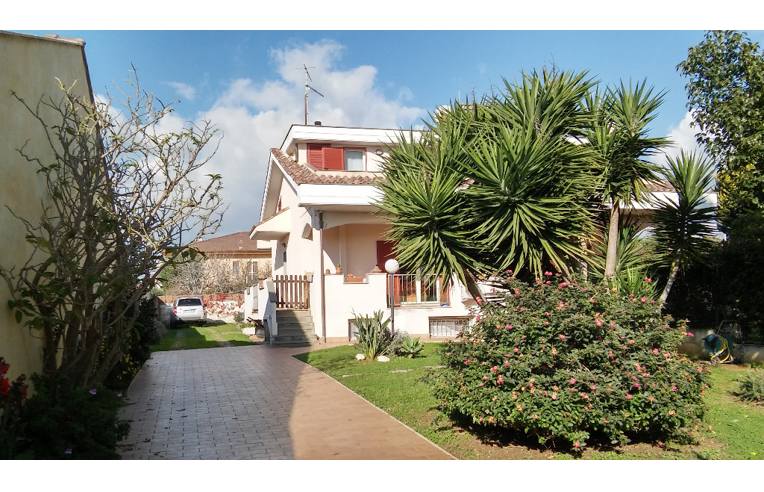casa indipendente in affitto ad Ardea in zona Nuova Florida