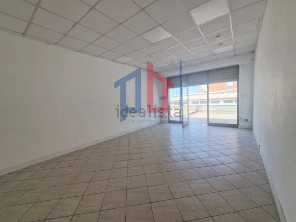 ufficio in affitto ad Ardea in zona Nuova Florida