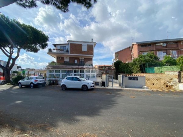 box auto in affitto ad Ardea