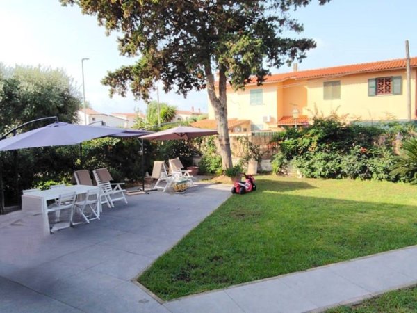casa indipendente in affitto ad Ardea in zona Lido dei Pini
