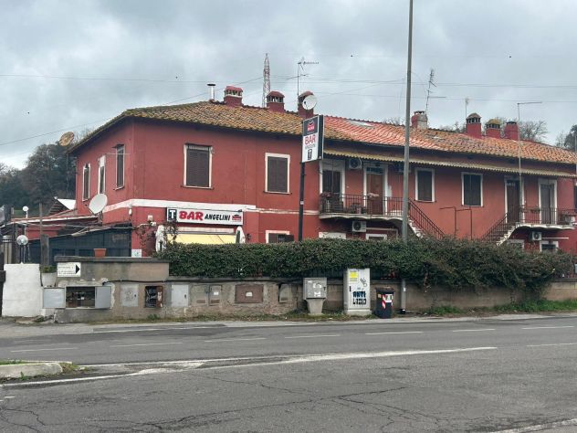 negozio in affitto a Ciampino